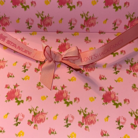 Stanley 2025 Love Shack Fancy 40 oz. Tumbler - Picture 11 of 14